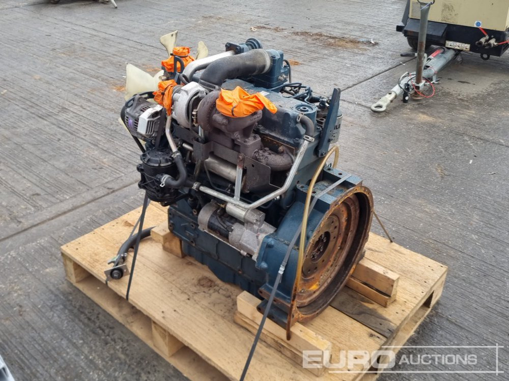 2013 Kubota 4 Cylinder Engine - Motor: foto 3 2013 Kubota 4 Cylinder Engine - Motor: foto 3