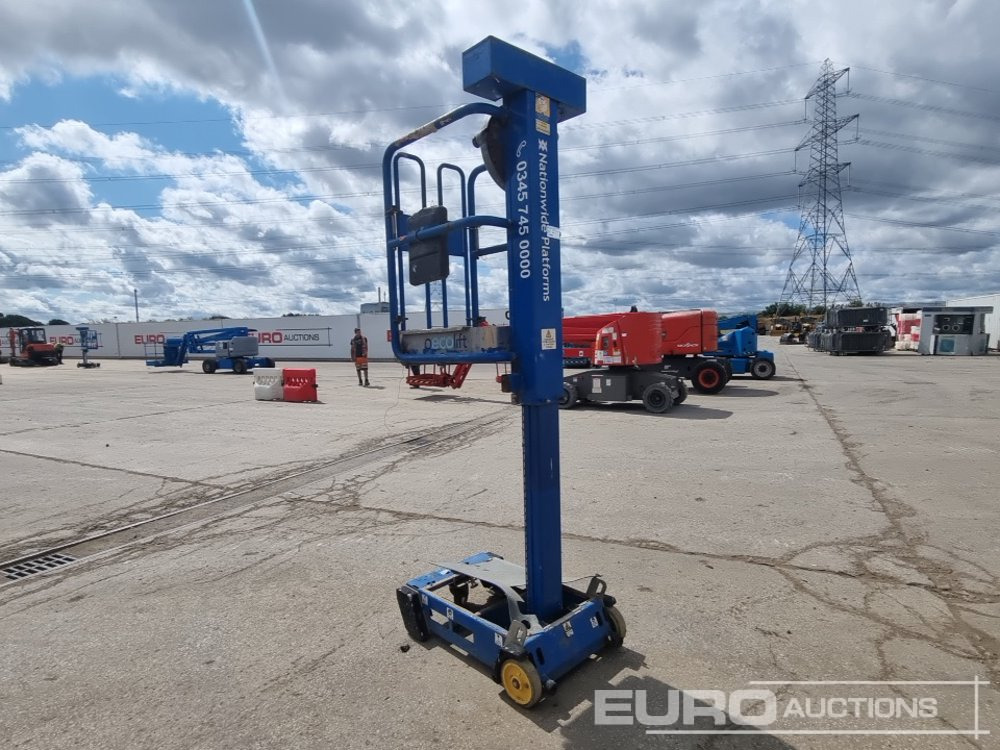 2013 Power Towers Pecolift - Plataforma elevadora: foto 3 2013 Power Towers Pecolift - Plataforma elevadora: foto 3