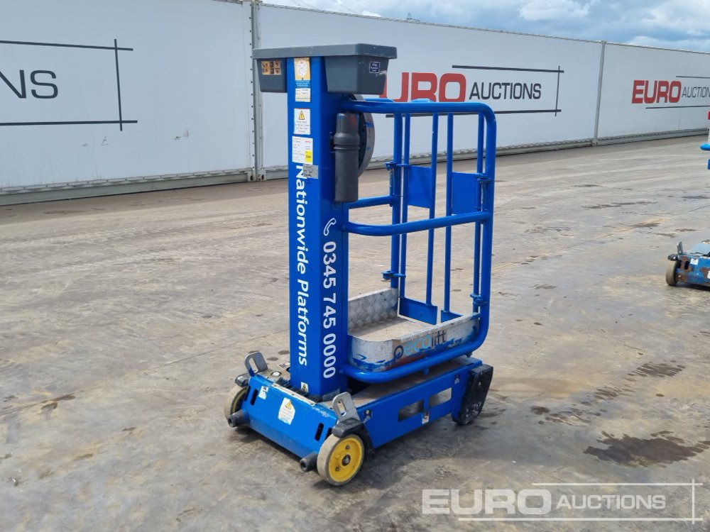 2013 Power Towers Pecolift - Plataforma elevadora: foto 1 2013 Power Towers Pecolift - Plataforma elevadora: foto 1