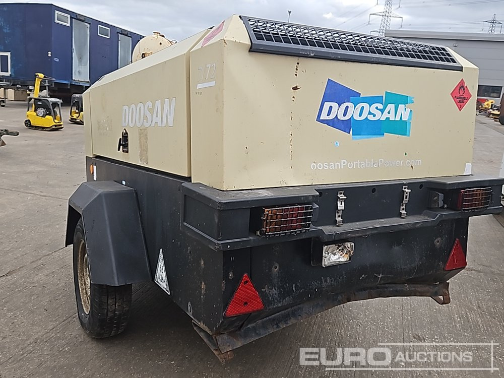 2014 Doosan 773 260CFM - Compresor de aire: foto 3 2014 Doosan 773 260CFM - Compresor de aire: foto 3