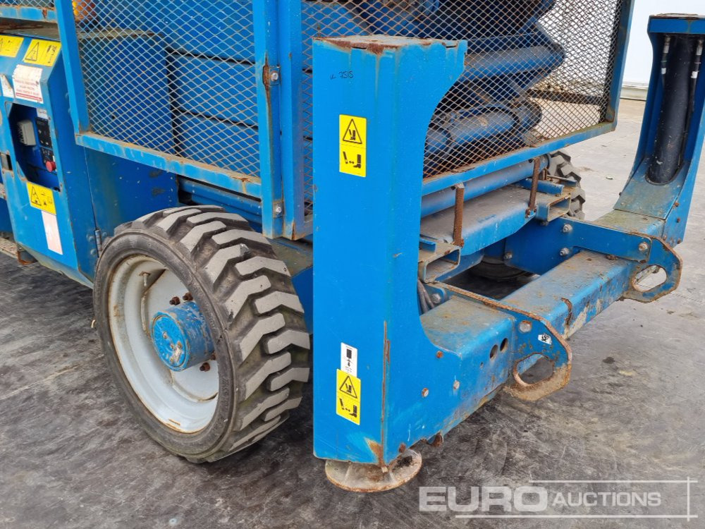 Plataforma elevadora 2014 Genie GS4390: foto 14