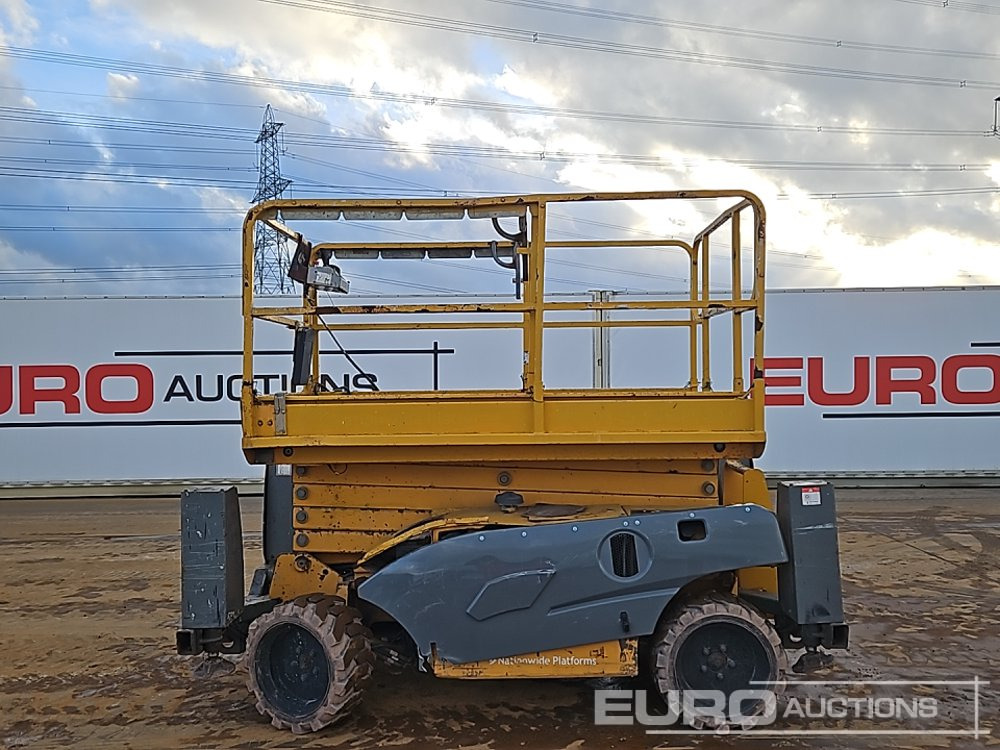 2014 Haulotte Compact 12DX - Plataforma de tijeras: foto 2 2014 Haulotte Compact 12DX - Plataforma de tijeras: foto 2