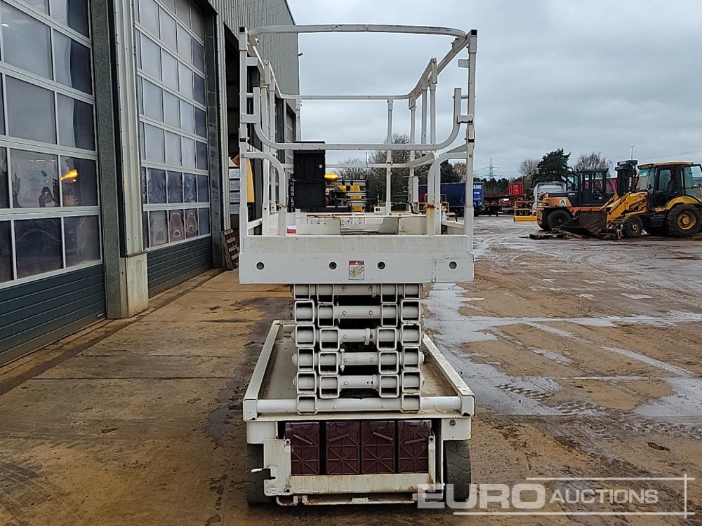 2014 Haulotte Compact 14 - Plataforma elevadora: foto 4 2014 Haulotte Compact 14 - Plataforma elevadora: foto 4