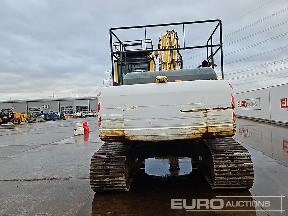 2014 Komatsu PC210LC-8 - Excavadora de cadenas: foto 4 2014 Komatsu PC210LC-8 - Excavadora de cadenas: foto 4