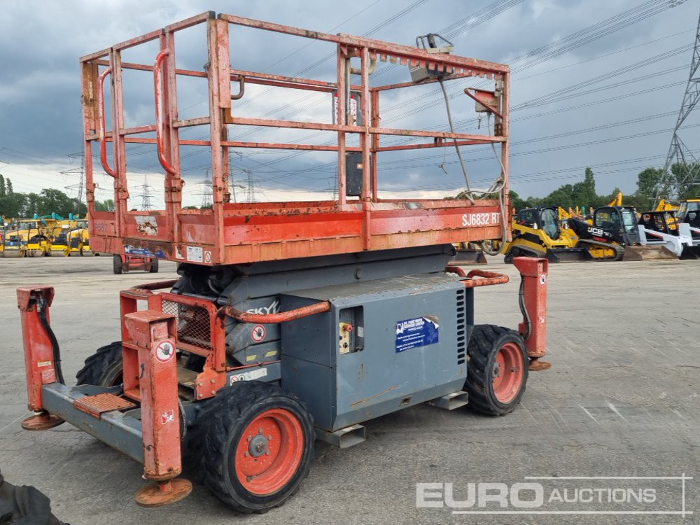 2014 SkyJack SJ6832RT - Plataforma elevadora: foto 1 2014 SkyJack SJ6832RT - Plataforma elevadora: foto 1