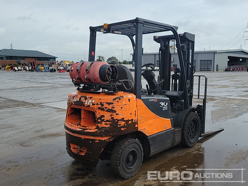 2015 Doosan G30E-5 - Carretilla elevadora: foto 5 2015 Doosan G30E-5 - Carretilla elevadora: foto 5
