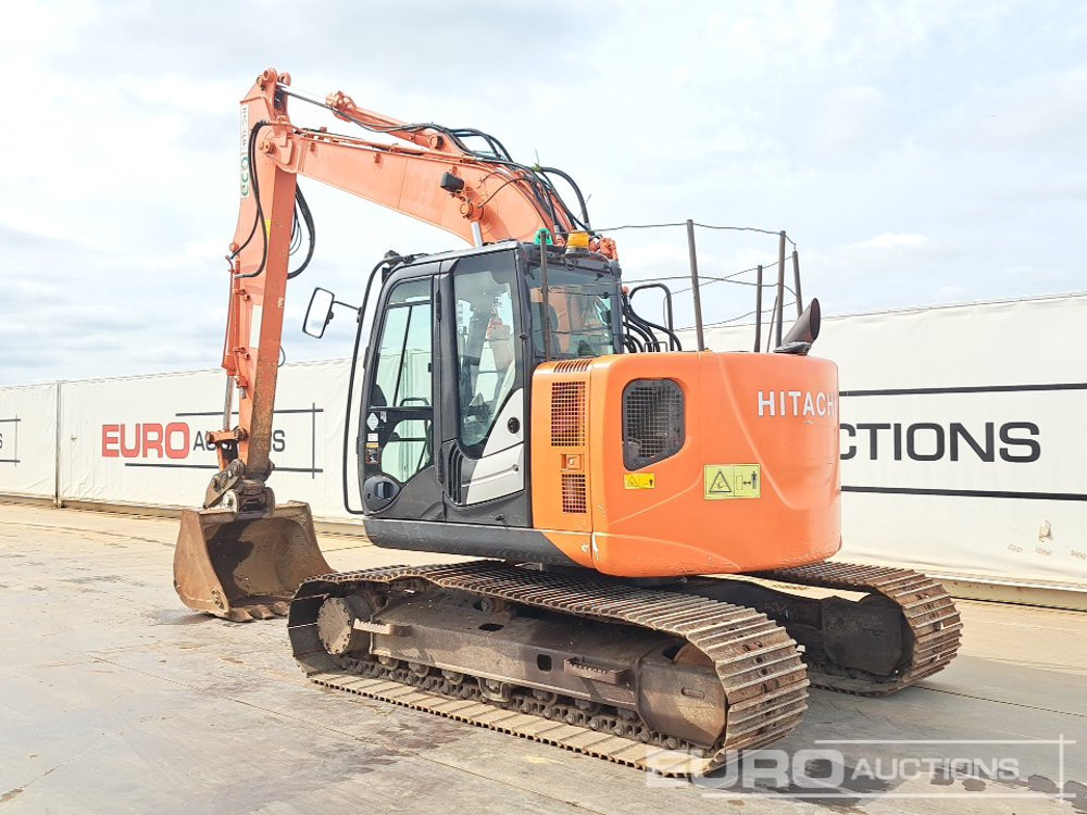 2015 Hitachi ZX135US-5B - Excavadora de cadenas: foto 3 2015 Hitachi ZX135US-5B - Excavadora de cadenas: foto 3