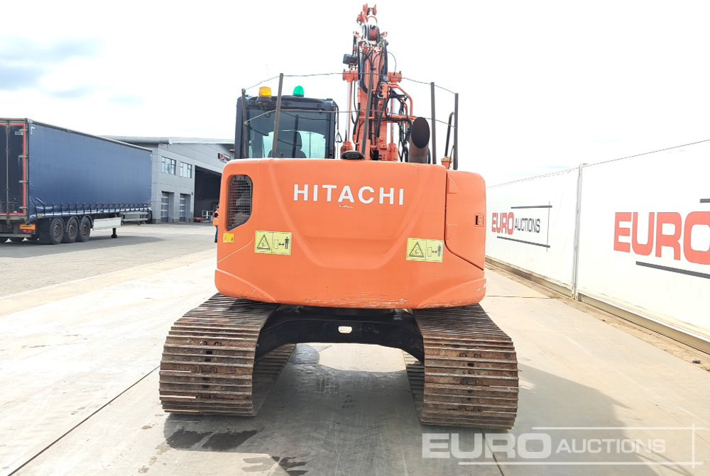 2015 Hitachi ZX135US-5B - Excavadora de cadenas: foto 4 2015 Hitachi ZX135US-5B - Excavadora de cadenas: foto 4