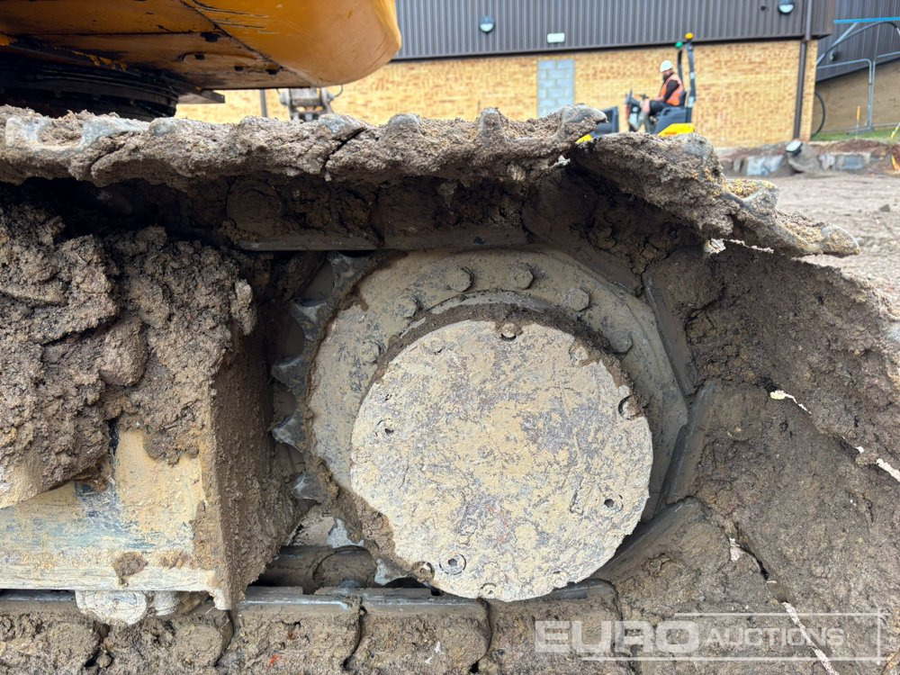 Excavadora de cadenas 2015 JCB JS130LC: foto 8 Excavadora de cadenas 2015 JCB JS130LC: foto 8