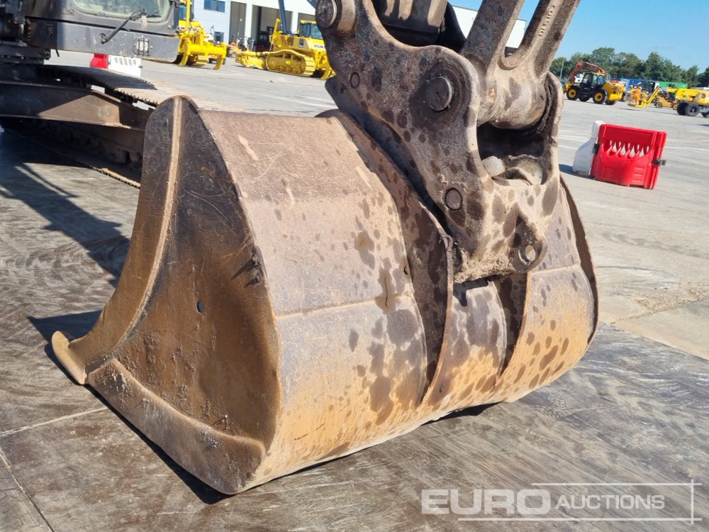 Excavadora de cadenas 2015 Volvo EC220EL: foto 36