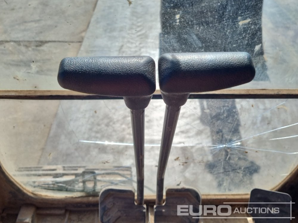 Excavadora de cadenas 2015 Volvo EC220EL: foto 48