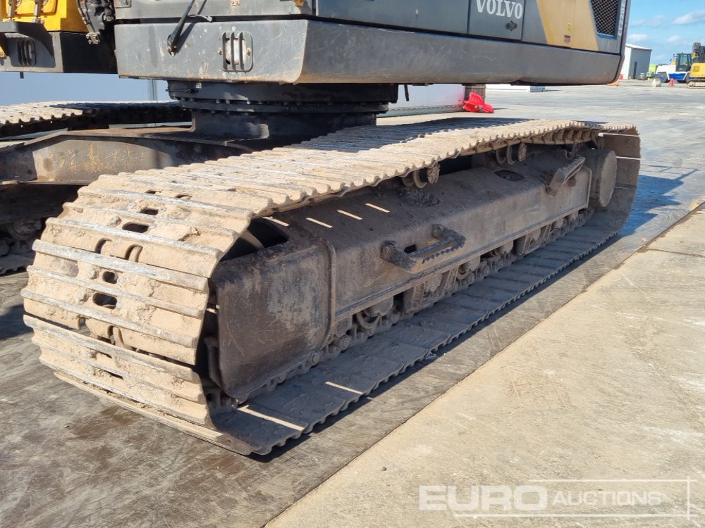 Excavadora de cadenas 2015 Volvo EC220EL: foto 9