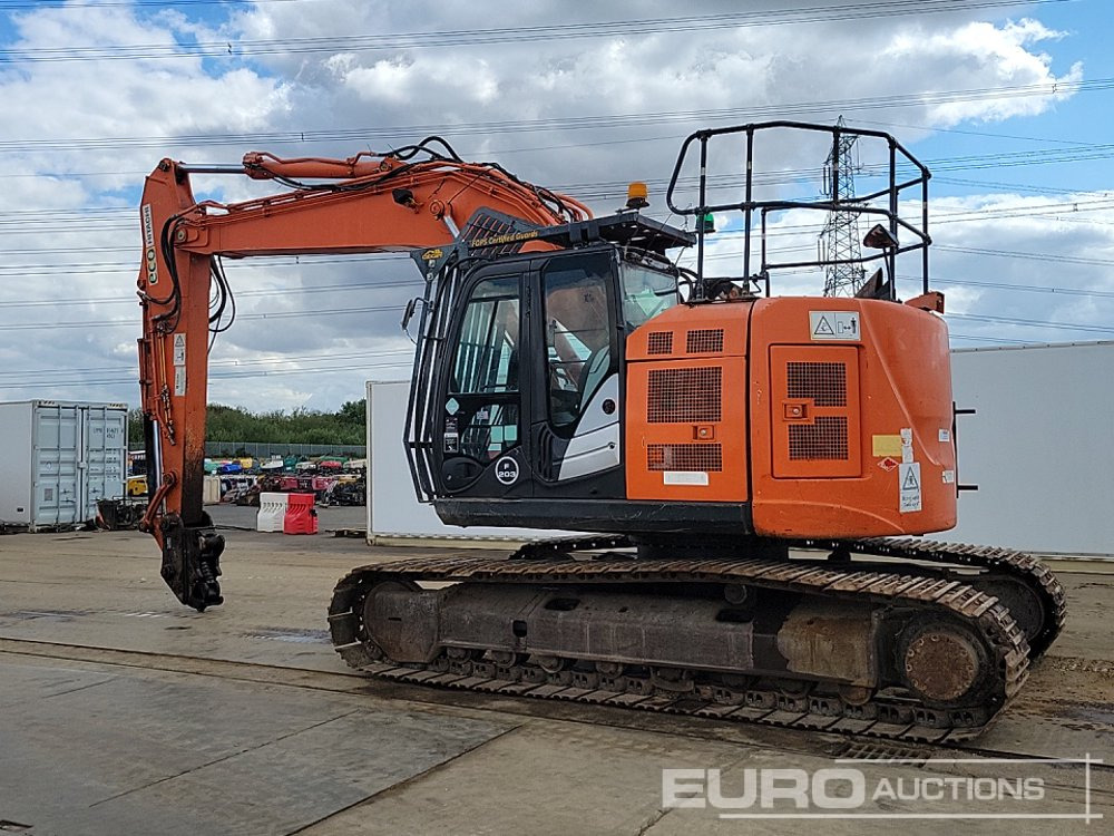 2016 Hitachi ZX225USLC-5B - Excavadora de cadenas: foto 3 2016 Hitachi ZX225USLC-5B - Excavadora de cadenas: foto 3