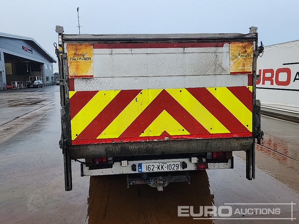 2016 Isuzu N75 - Furgoneta basculante: foto 4 2016 Isuzu N75 - Furgoneta basculante: foto 4