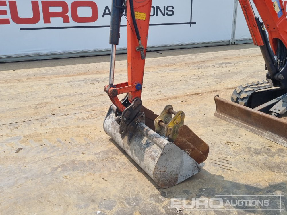 Miniexcavadora 2016 Kubota U27-4: foto 16