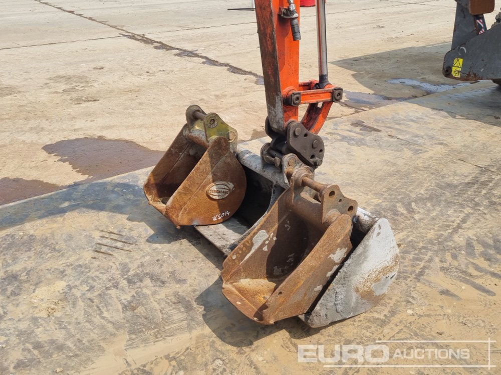 Miniexcavadora 2016 Kubota U27-4: foto 23