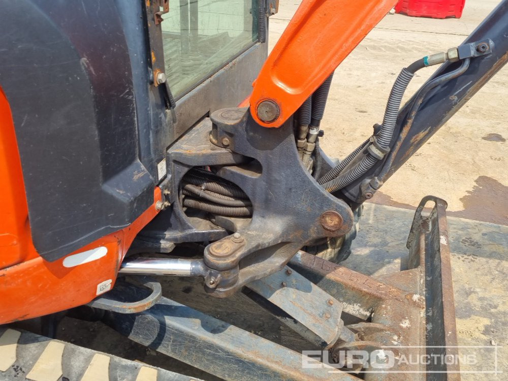 Miniexcavadora 2016 Kubota U27-4: foto 19