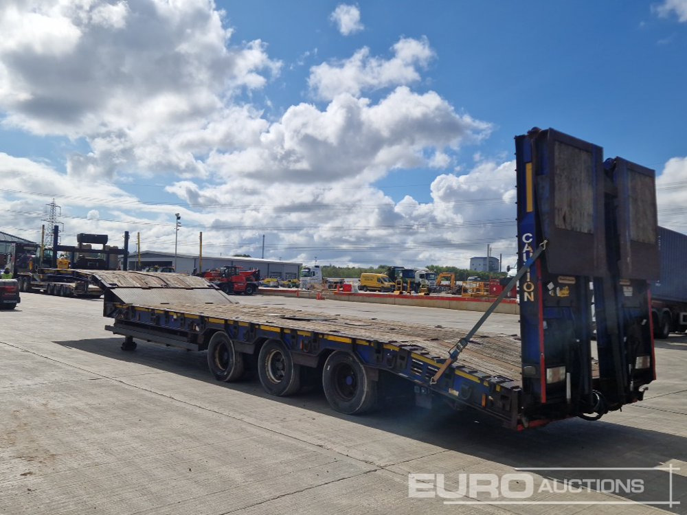 2016 Montracon Tri Axle Step Frame Low Loader Trailer, Winch, Neck Ramps, Out Riggers, Hydraulic Flip Toe Ramps - Semirremolque góndola rebajadas: foto 3 2016 Montracon Tri Axle Step Frame Low Loader Trailer, Winch, Neck Ramps, Out Riggers, Hydraulic Flip Toe Ramps - Semirremolque góndola rebajadas: foto 3