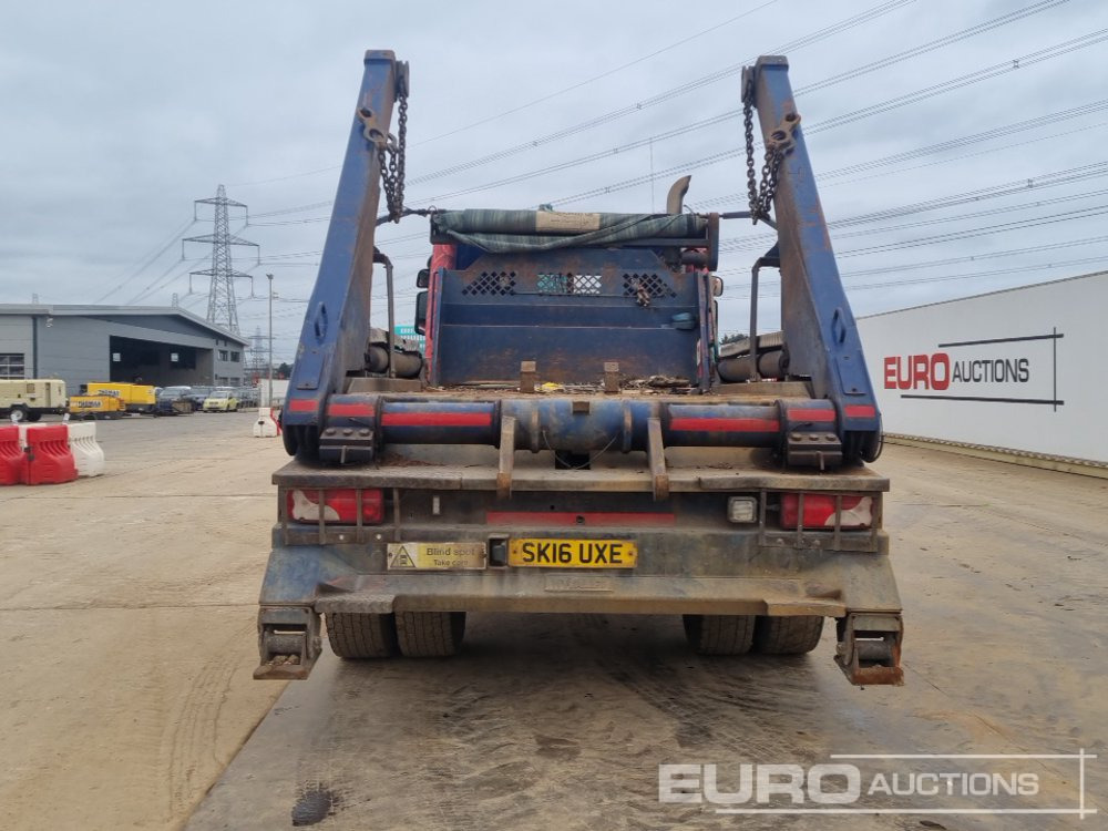 2016 Scania P250 - Camión portacontenedor de cadenas: foto 4 2016 Scania P250 - Camión portacontenedor de cadenas: foto 4