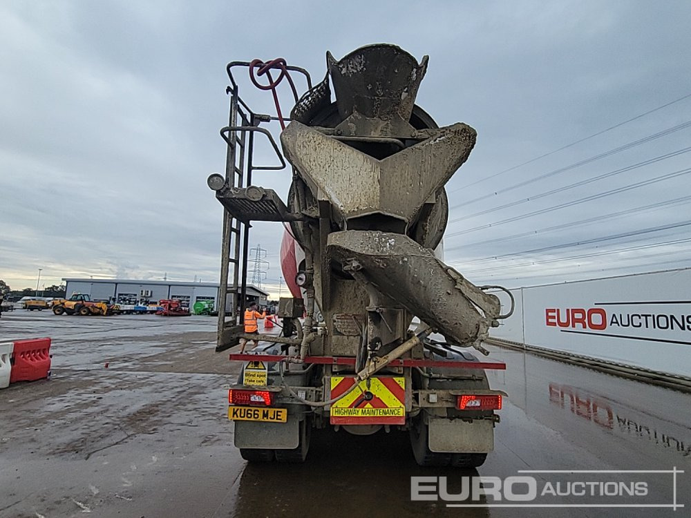 2016 Scania P320 - Camión hormigonera: foto 4 2016 Scania P320 - Camión hormigonera: foto 4