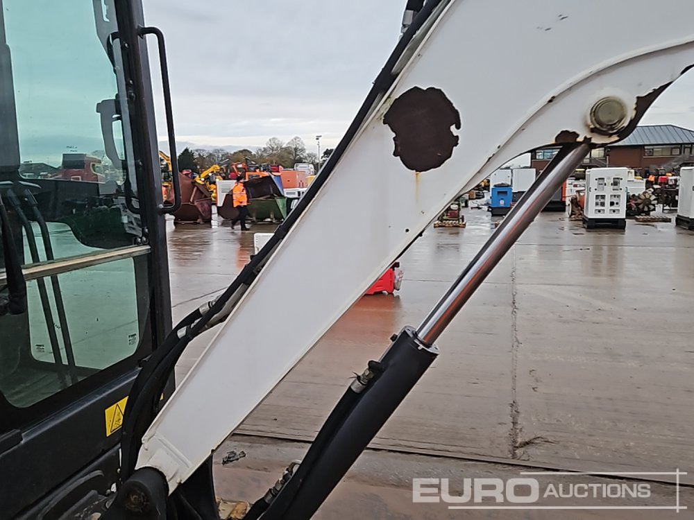 Miniexcavadora 2017 Bobcat E26: foto 17