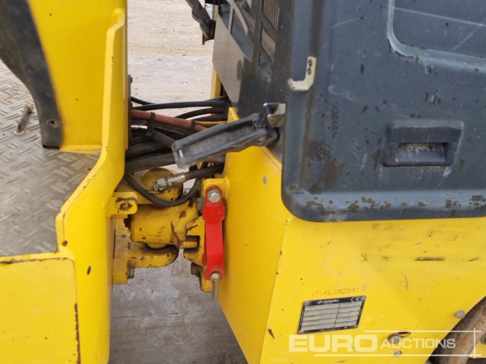 Rodillo 2017 Bomag BW80AD-5: foto 17