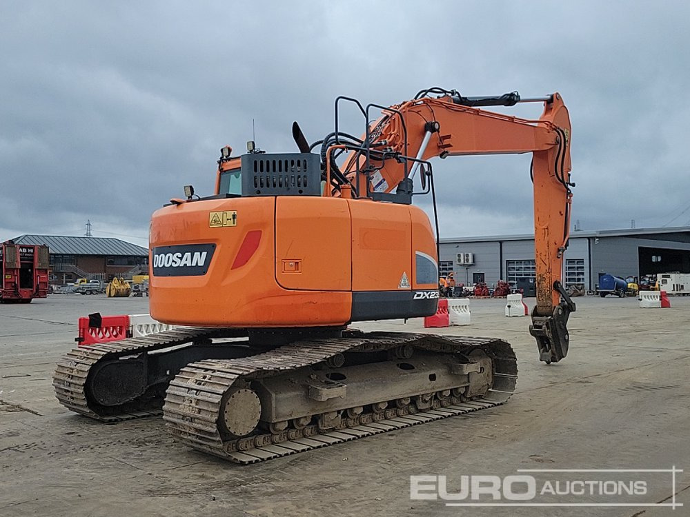 2017 Doosan DX235LCR-5 - Excavadora de cadenas: foto 5 2017 Doosan DX235LCR-5 - Excavadora de cadenas: foto 5