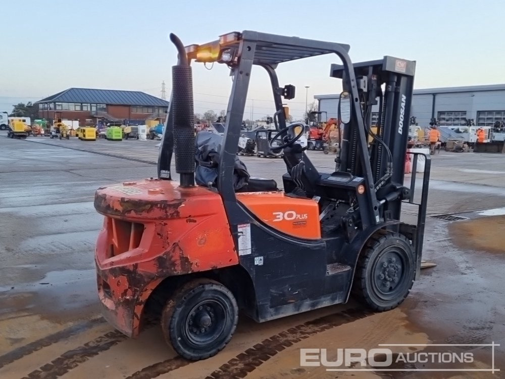 2018 Doosan D30GP - Carretilla elevadora: foto 5 2018 Doosan D30GP - Carretilla elevadora: foto 5