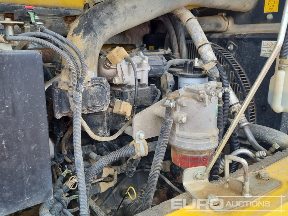 Miniexcavadora 2018 Komatsu PC80MR-5: foto 32