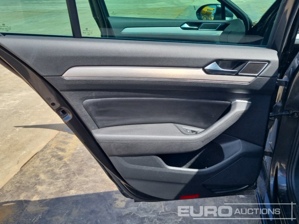 Coche 2018 Volkswagen Passat: foto 15
