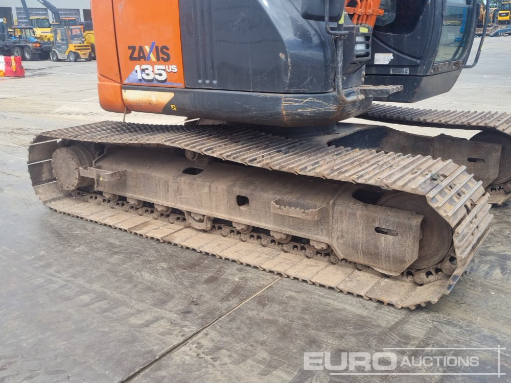 Excavadora de cadenas 2019 Hitachi ZX135US-6: foto 16