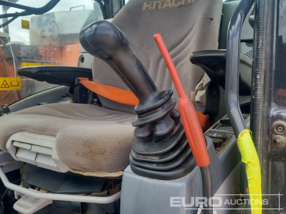 Excavadora de cadenas 2019 Hitachi ZX135US-6: foto 33