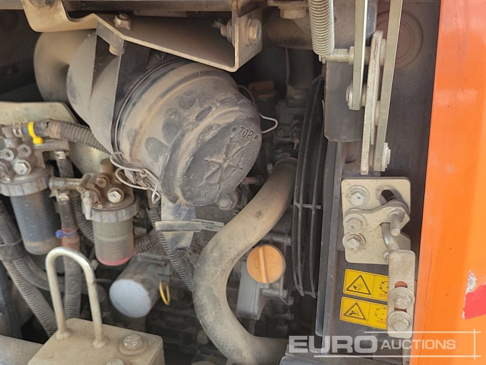 Miniexcavadora 2019 Hitachi ZX19U-5A YR: foto 46