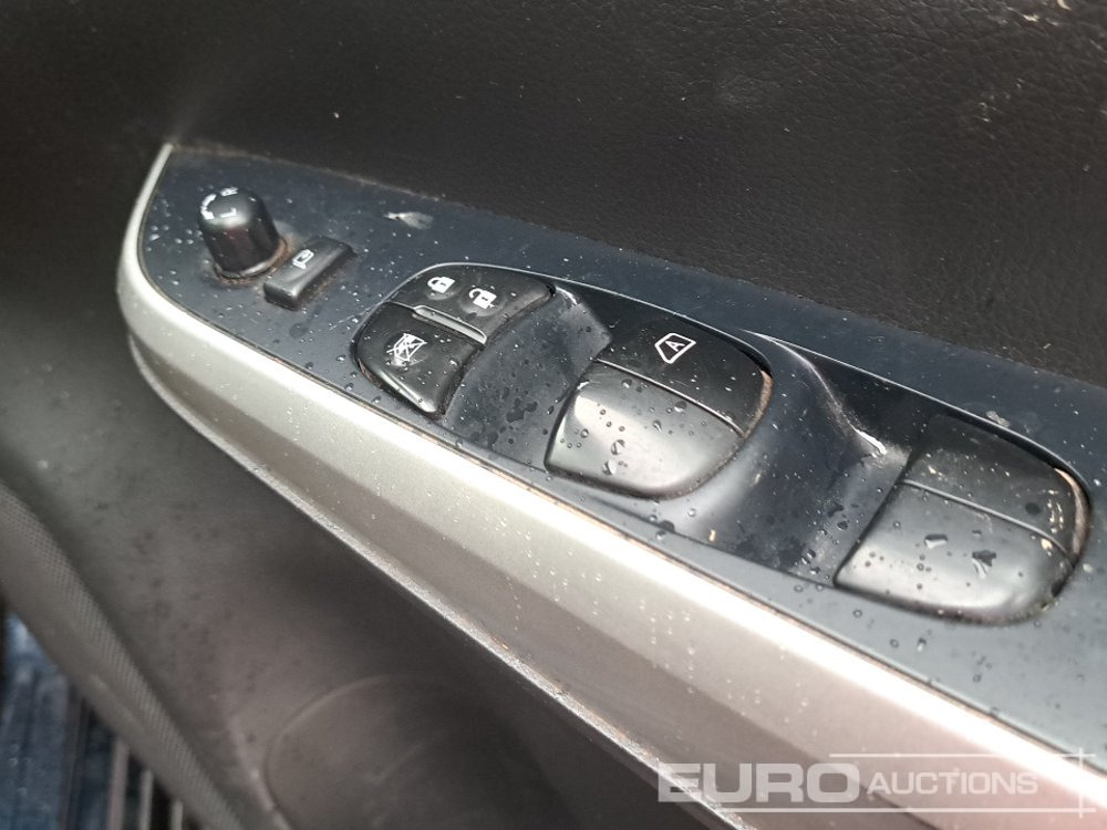 Pick-up 2019 Nissan Navara Tekna: foto 25
