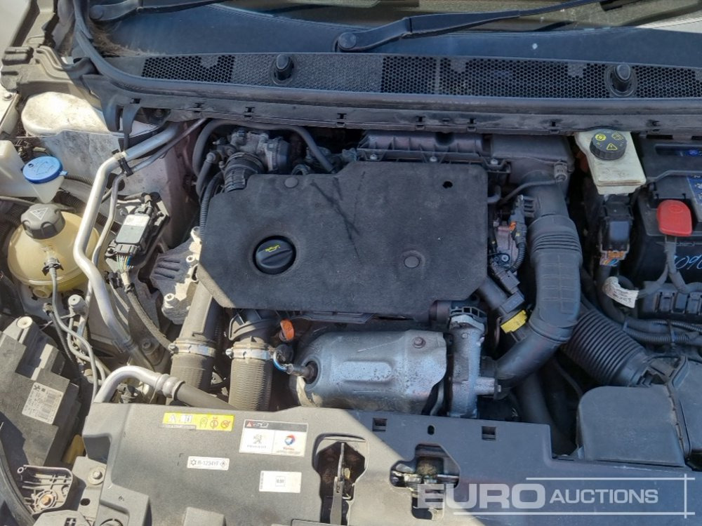 Coche 2019 Peugeot 308SW: foto 35
