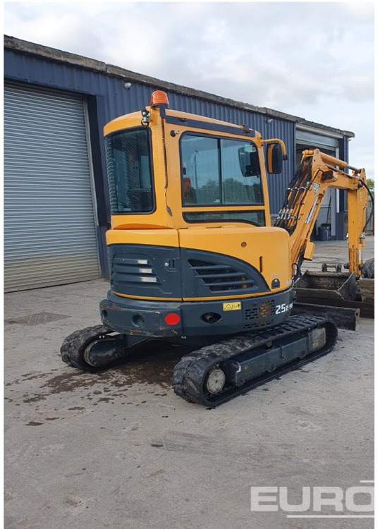 2020 Hyundai R25Z-9AK - Miniexcavadora: foto 3 2020 Hyundai R25Z-9AK - Miniexcavadora: foto 3