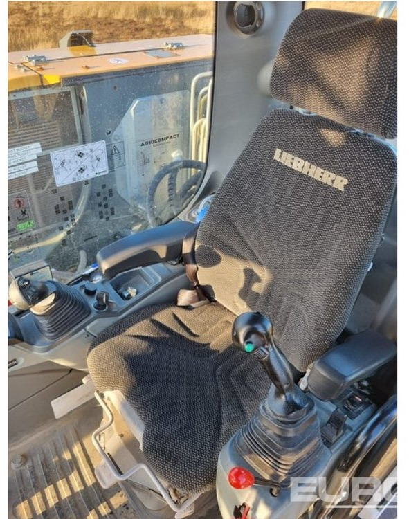 Excavadora de ruedas 2020 Liebherr A910 Compact Litronic: foto 13