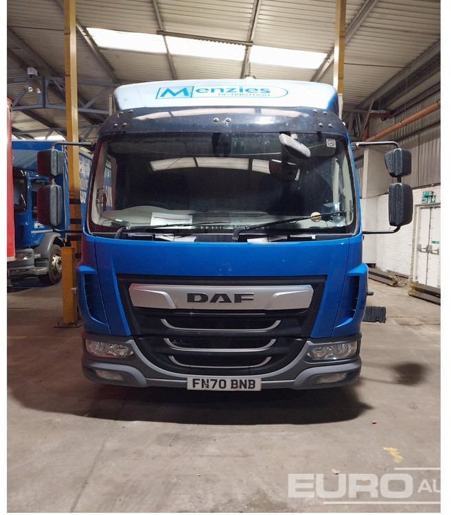 2021 DAF LF210 - Camión caja cerrada: foto 1 2021 DAF LF210 - Camión caja cerrada: foto 1