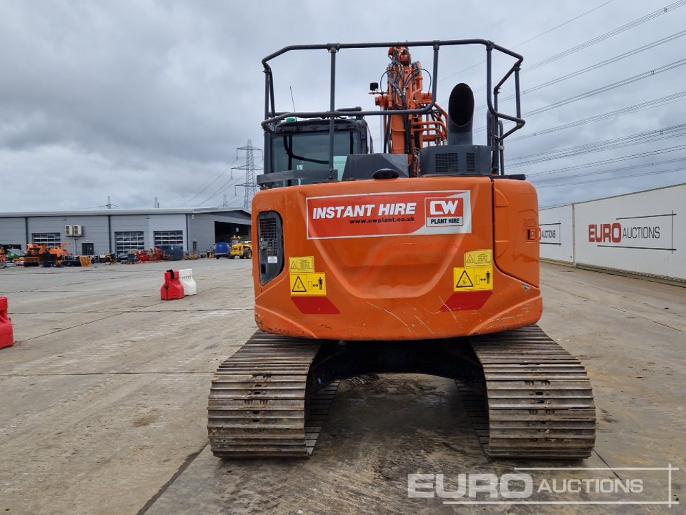 2021 Hitachi ZX135US-6 - Excavadora de cadenas: foto 4 2021 Hitachi ZX135US-6 - Excavadora de cadenas: foto 4