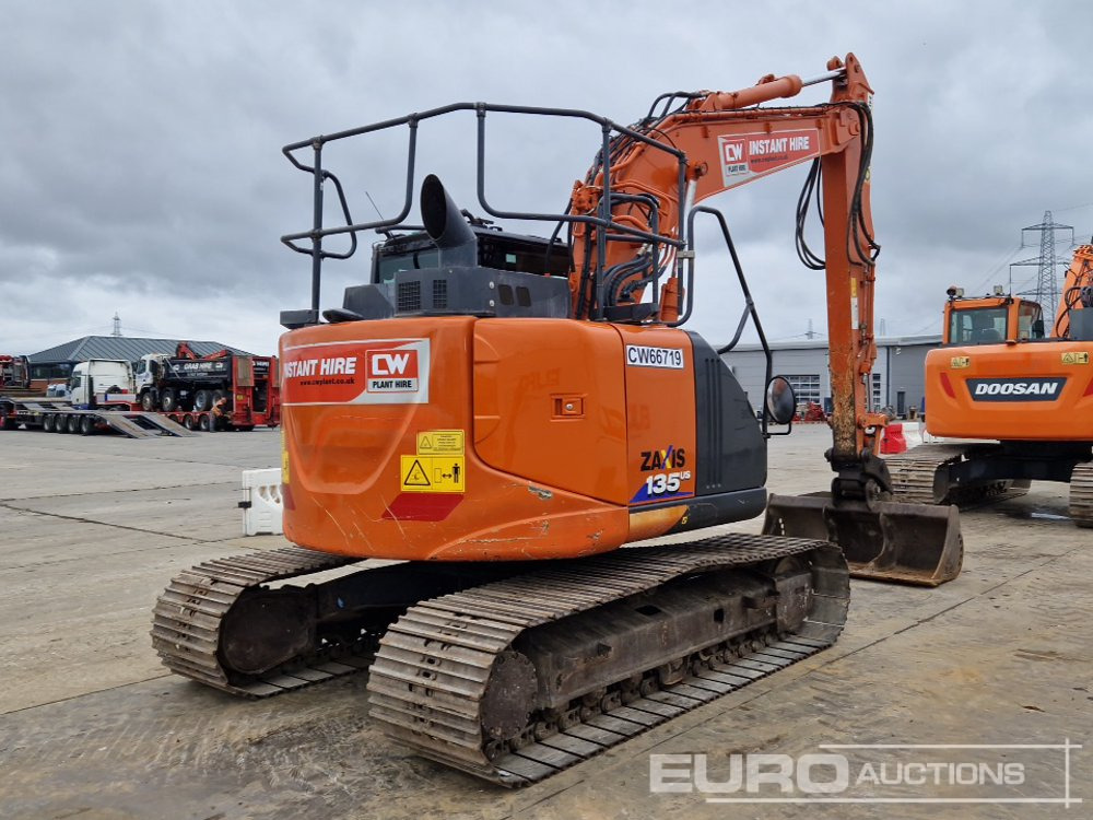 2021 Hitachi ZX135US-6 - Excavadora de cadenas: foto 5 2021 Hitachi ZX135US-6 - Excavadora de cadenas: foto 5