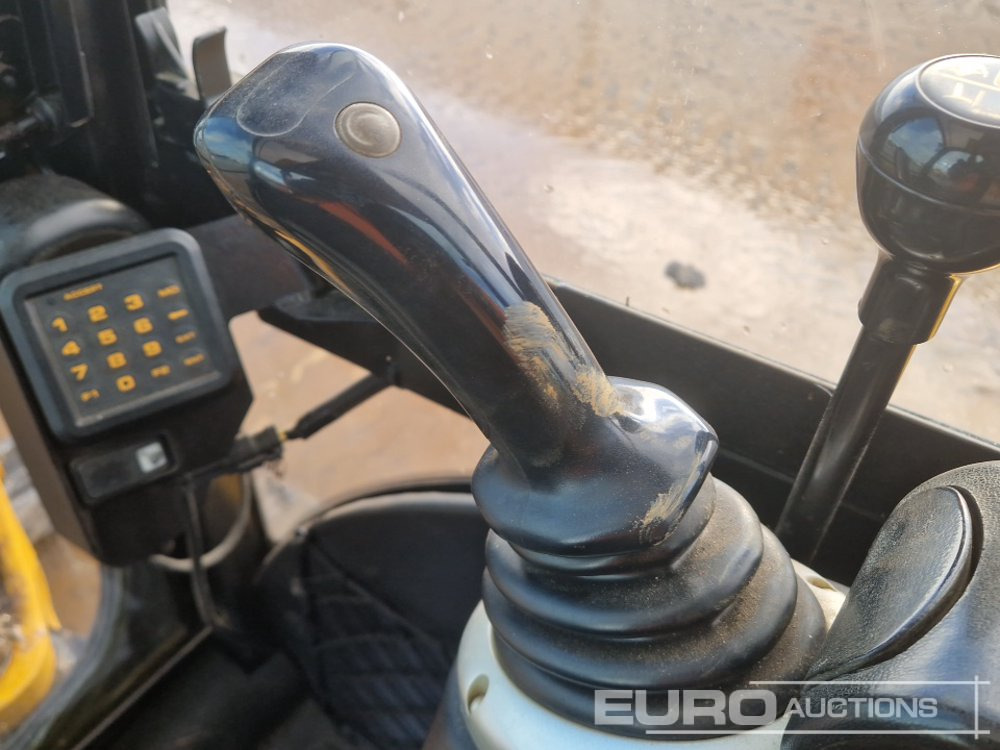 Miniexcavadora 2021 JCB 8026CTS: foto 39