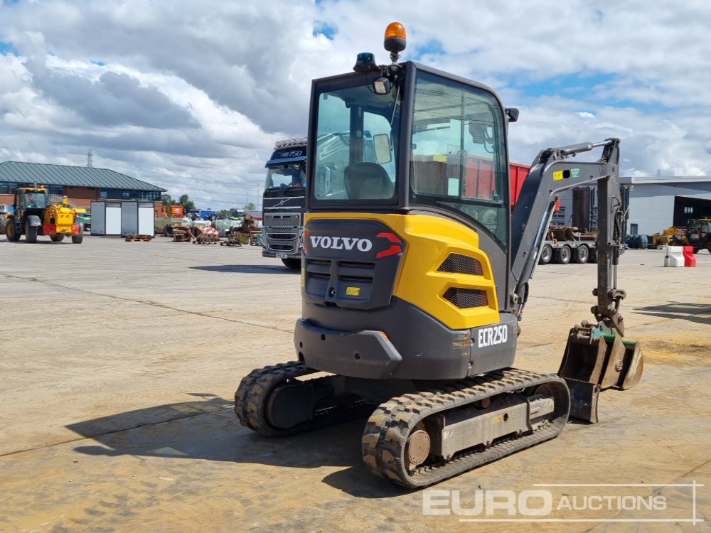 2021 Volvo ECR25D - Miniexcavadora: foto 5 2021 Volvo ECR25D - Miniexcavadora: foto 5