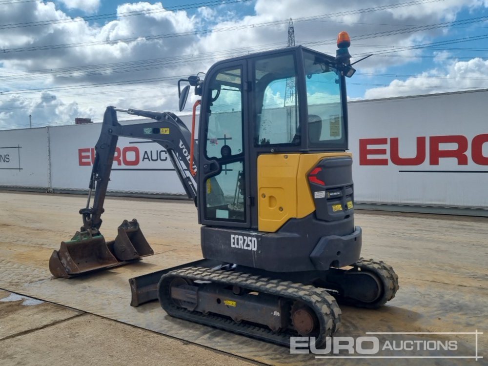 2021 Volvo ECR25D - Miniexcavadora: foto 3 2021 Volvo ECR25D - Miniexcavadora: foto 3
