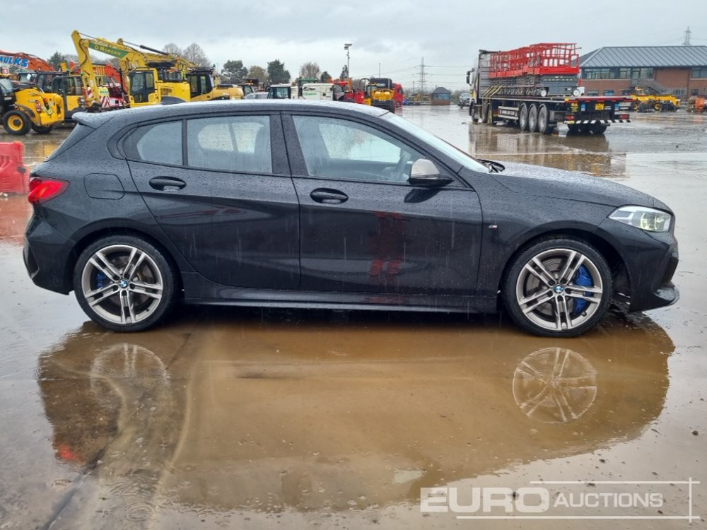 Coche 2022 BMW M135I: foto 6