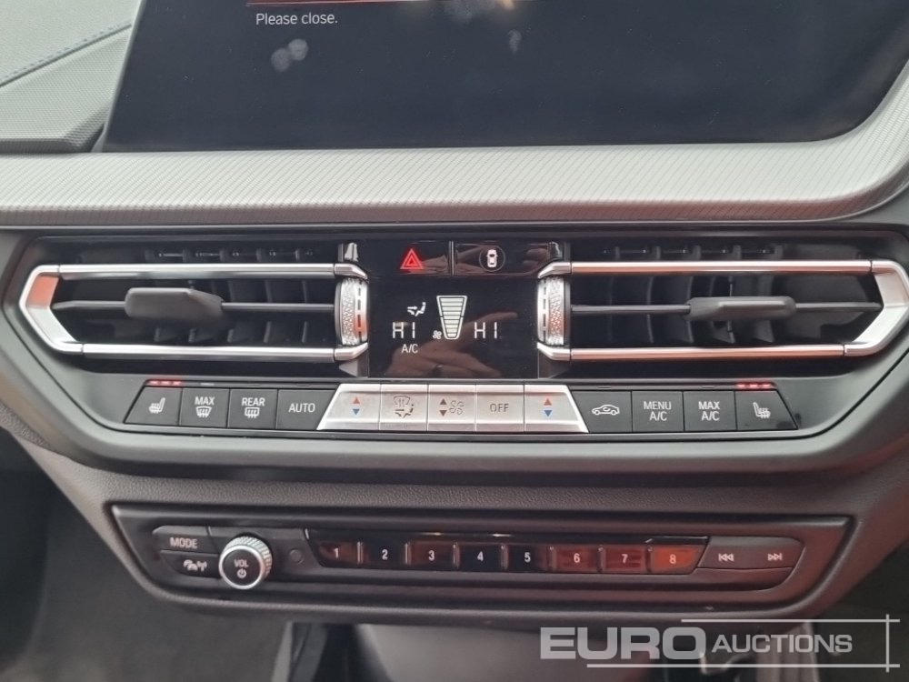 Coche 2022 BMW M135I: foto 33