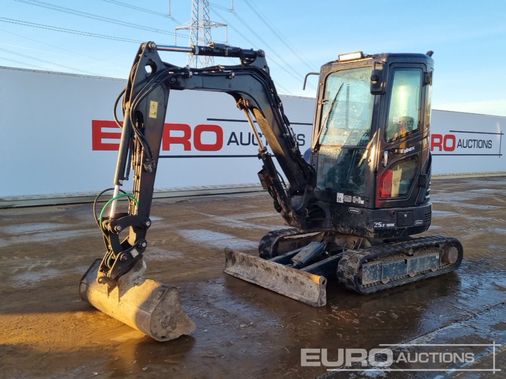 2022 Hyundai R25Z-9AK - Miniexcavadora: foto 1 2022 Hyundai R25Z-9AK - Miniexcavadora: foto 1