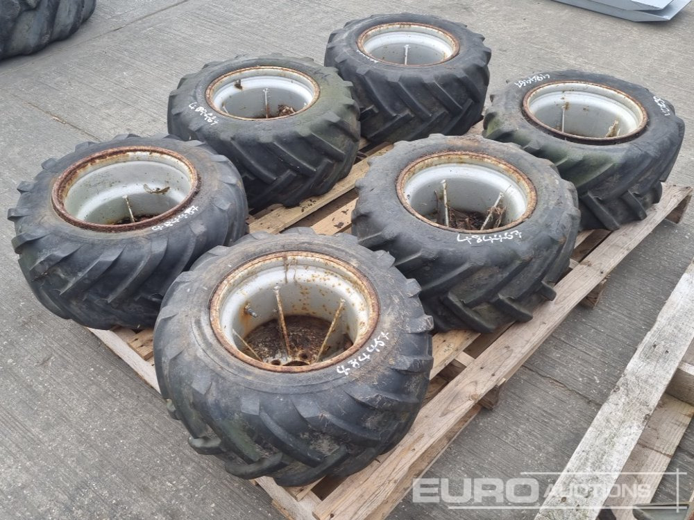 23/10.50-12 Tyre & Rim (6 of) - Neumático: foto 1 23/10.50-12 Tyre & Rim (6 of) - Neumático: foto 1