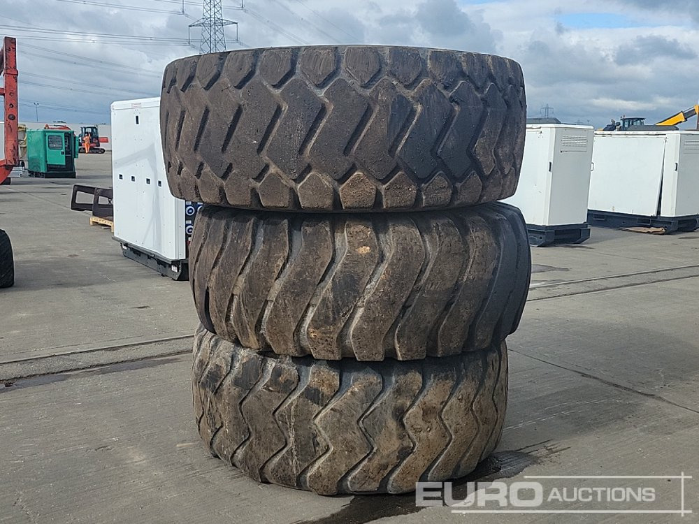 23.5R25 Tyre & Rim (3 of) - Neumático: foto 4 23.5R25 Tyre & Rim (3 of) - Neumático: foto 4