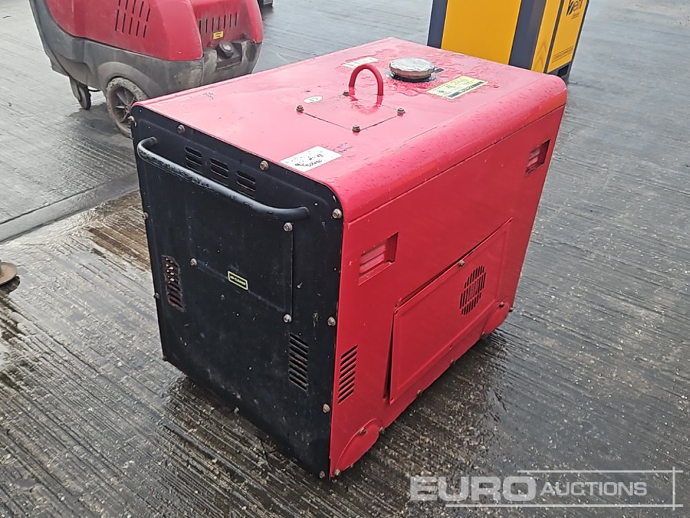 230Volt Generator, Single Cylinder Engine - Generador industriale: foto 3 230Volt Generator, Single Cylinder Engine - Generador industriale: foto 3