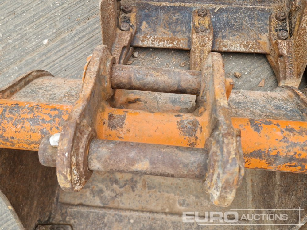 Cazo 24", 18", 18", 12" Digging Bucket 30mm Pin to suit Mini Excavator: foto 12
